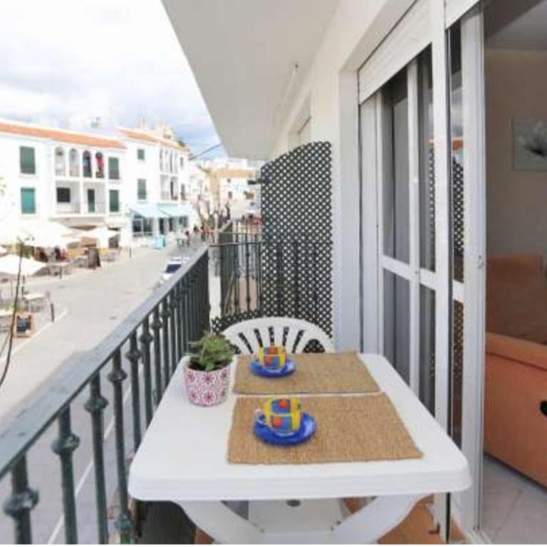 Apartamento Abuela Paqui en primera linea de playa - Apartment mit 1 Schlafzimmer - 2