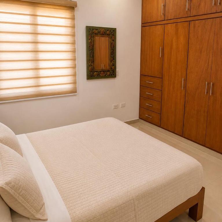 2br 1ba Condo 1 block to ocean Condo 1 - Apartamento de 2 dormitorios con terraza - 7