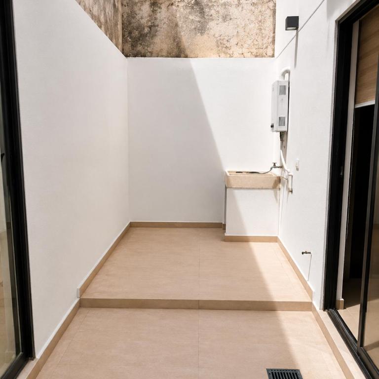 2br 1ba Condo 1 block to ocean Condo 1 - Apartamento de 2 dormitorios con terraza - 9