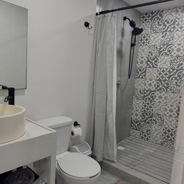 Apartmento en 5th Av, Ferry, estacion ADO, plazas y mas - Apartamento de 1 dormitorio - 2