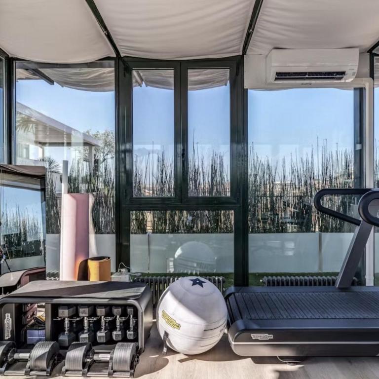 Porta Venezia - Appartamento Attico con 4 Camere da Letto - 10