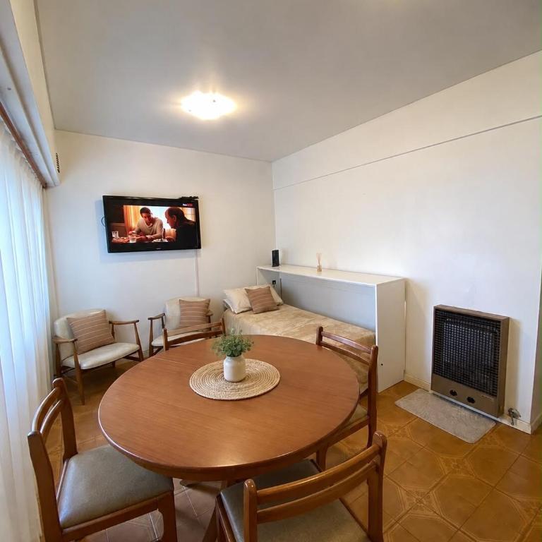 Juanitas Home 2 - One-Bedroom Apartment - 10
