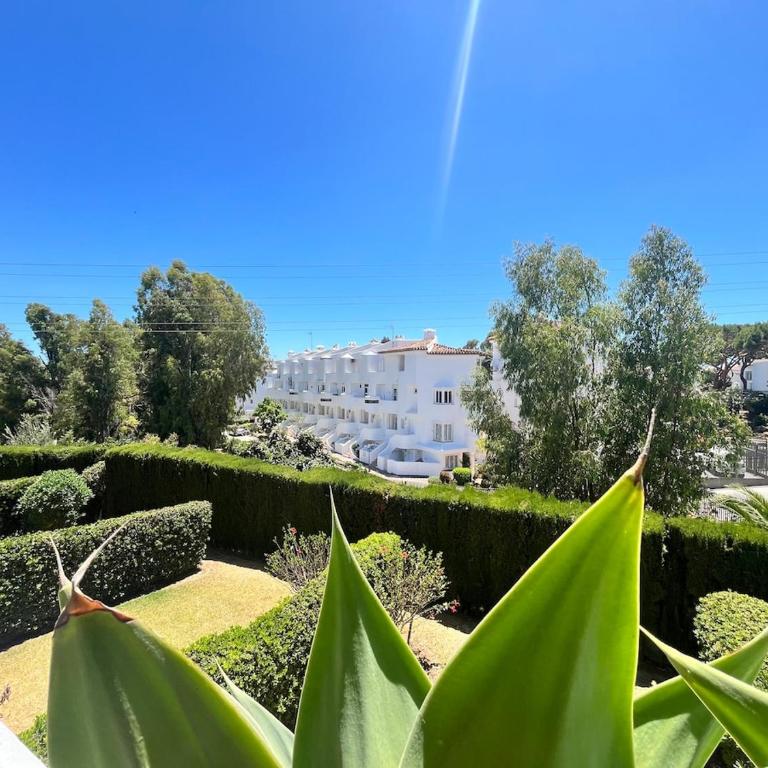 Charming Peaceful Apartment - Calahonda, Mijas - Two-Bedroom Apartment - 16