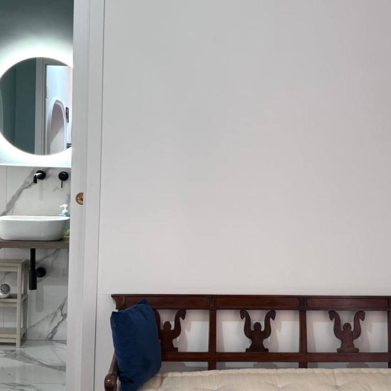 Rome Historic Center Stylehouse 5th Floor - Appartamento Superior con 3 Camere da Letto - 47
