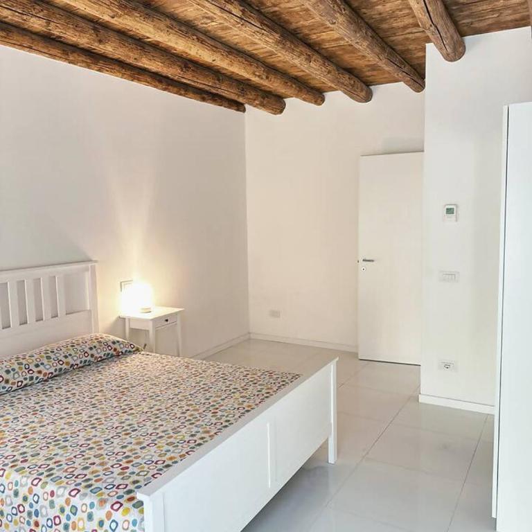 PARISI Verona Fiera Golosine 1 - free parking - Appartamento con 1 Camera da Letto - 30