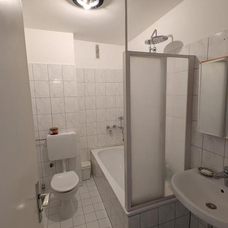 Spacious 3-Room Apartment - Apartment mit 2 Schlafzimmern - 6