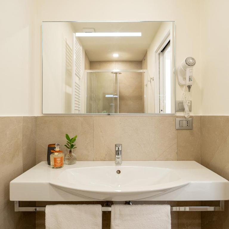 Mamma Mia Holidays - Sei Chiese - Deluxe Doppelzimmer mit Zustellbett - 7