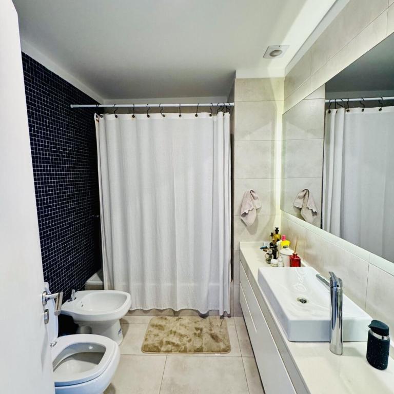Moderno departamento con cochera en La Plata - Apartamento de 1 dormitorio con balcón - 5