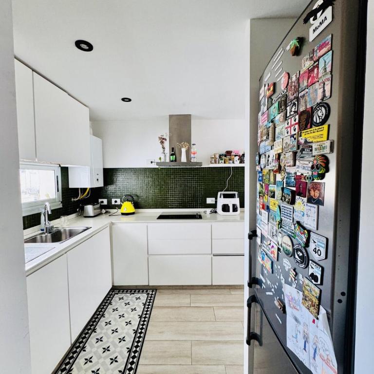 Moderno departamento con cochera en La Plata - Apartamento de 1 dormitorio con balcón - 7