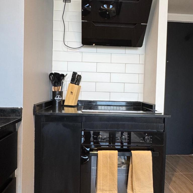 Departamento equipado a pasos del metro ñuble con Wifi - Three-Bedroom Apartment - 36