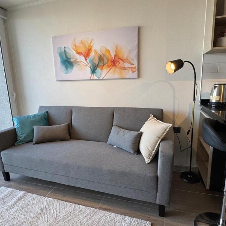 Departamento equipado a pasos del metro ñuble con Wifi - Three-Bedroom Apartment - 93