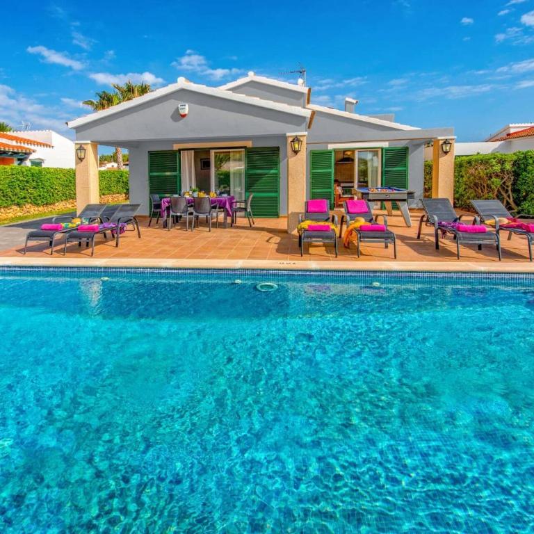 Villa Tamarell by Villa Plus - Villa - 21
