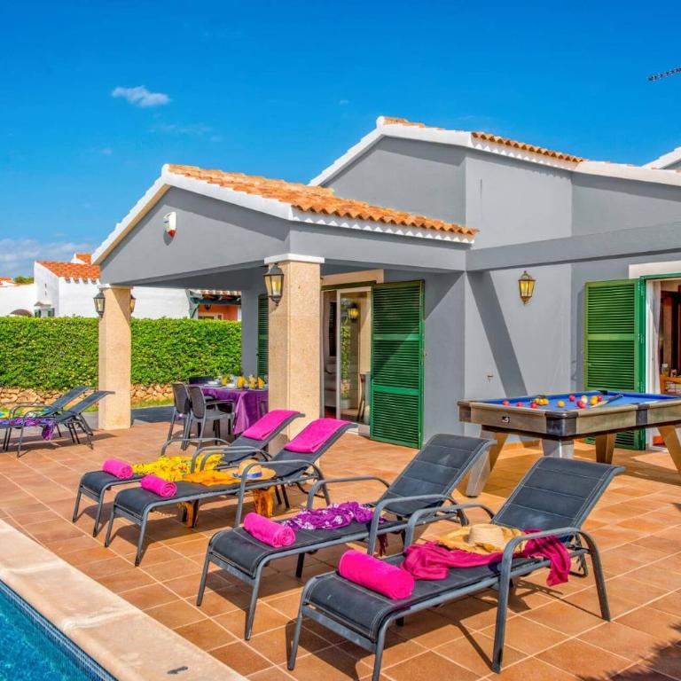 Villa Tamarell by Villa Plus - Villa - 20