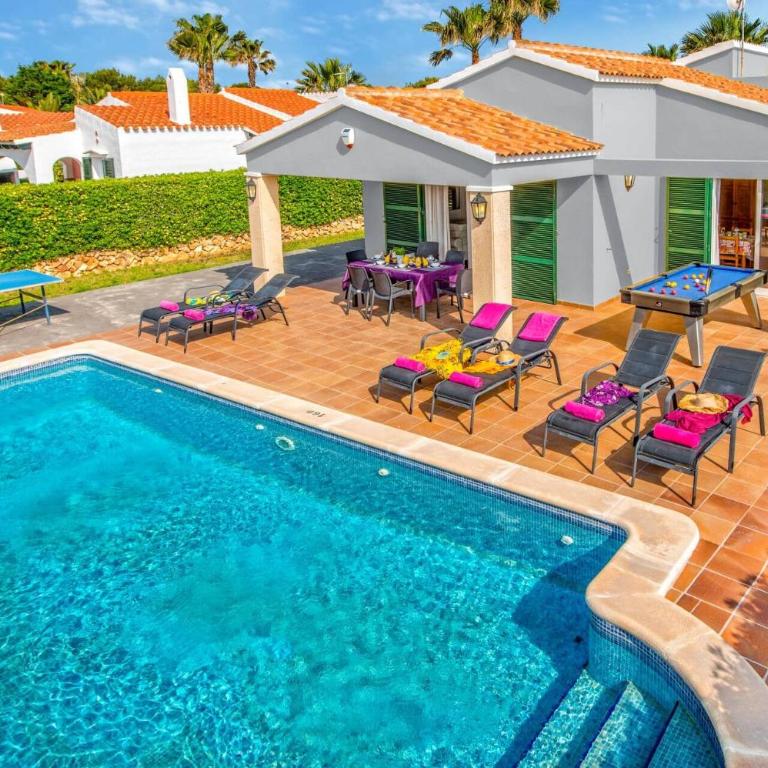 Villa Tamarell by Villa Plus - Villa - 26