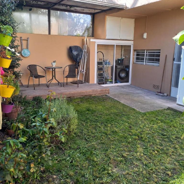 Dpto Alquiler Centro Tandil - Apartamento de 1 dormitorio con vistas al jardín - 10