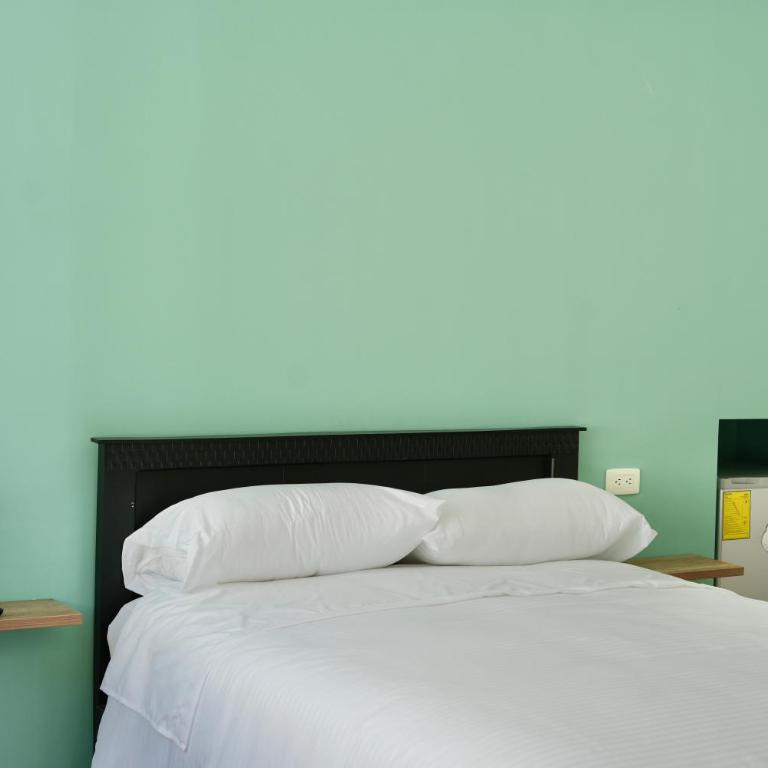 Habitacion económica con balcón - Budget Double Room - 3