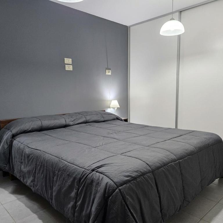 Casa 4 dorm en country privado - Pileta y golf - Four-Bedroom Vacation Home - 91