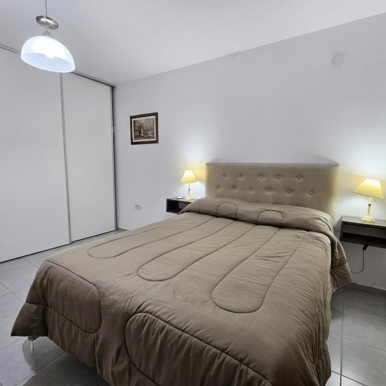 Casa 4 dorm en country privado - Pileta y golf - Four-Bedroom Vacation Home - 73