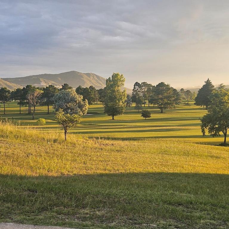 Casa 4 dorm en country privado - Pileta y golf - Four-Bedroom Vacation Home - 27