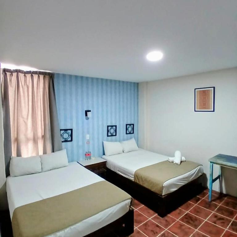 Hotel Flamingos - Chambre Double avec 2 Lits Doubles - 2