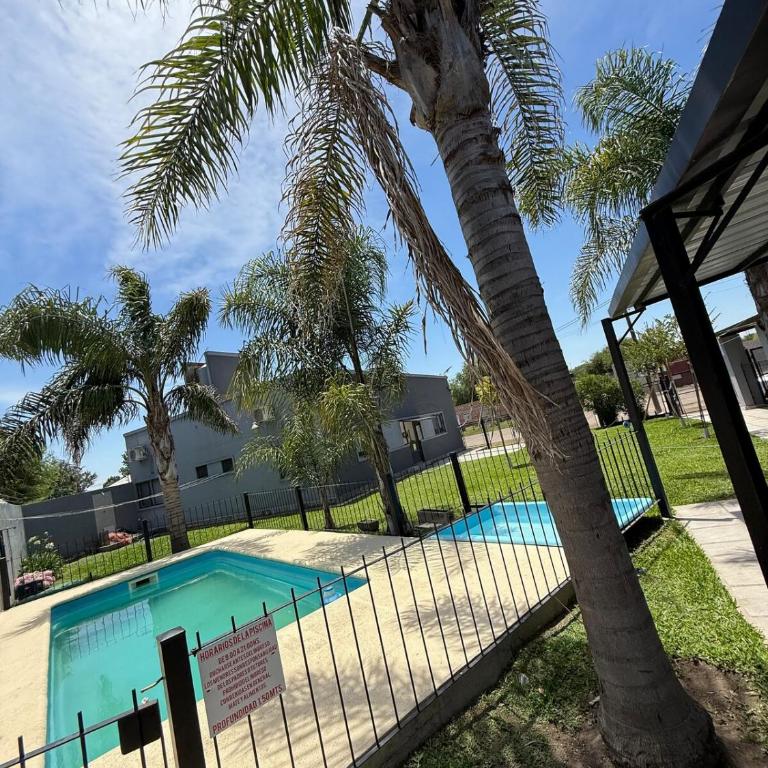 Departamentos con Piscina y Parrilla - Gualeguaychú - Apartamento - 4