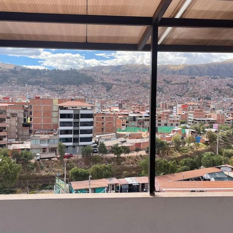 6BR - 6 Private Baths - WiFi - Near Airport - Habitación Doble - 3