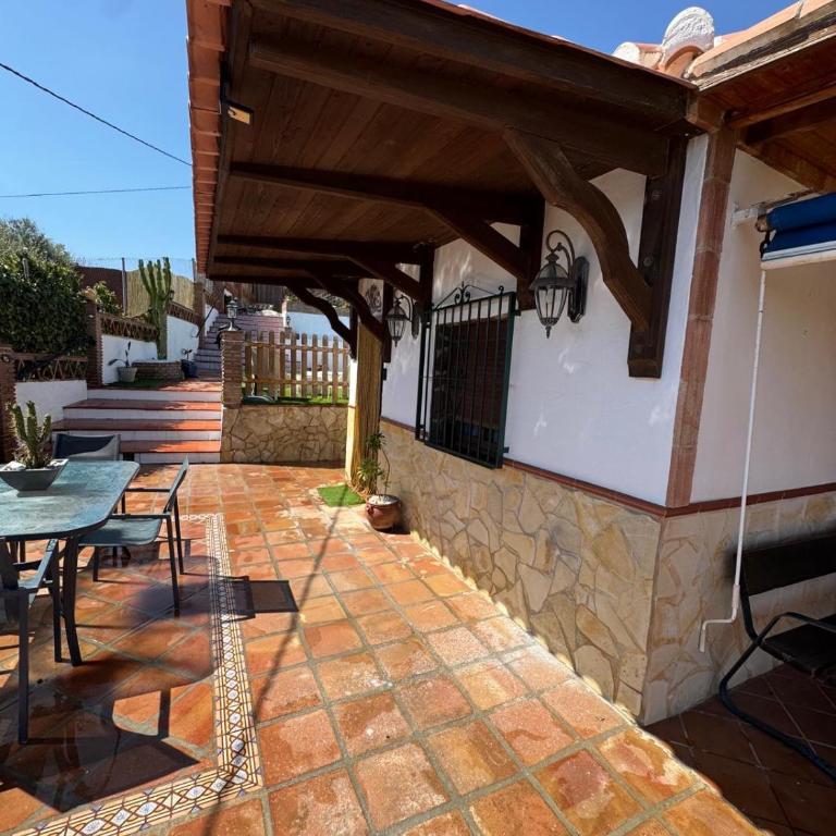 Villa Paloma , Private Villa with Pool near Frigiliana and Nerja - Casa Vacacional de 3 dormitorios - 6