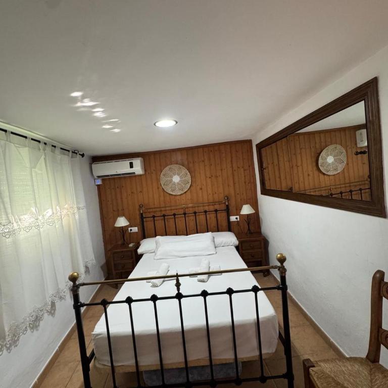 Villa Paloma , Private Villa with Pool near Frigiliana and Nerja - Casa Vacacional de 3 dormitorios - 8
