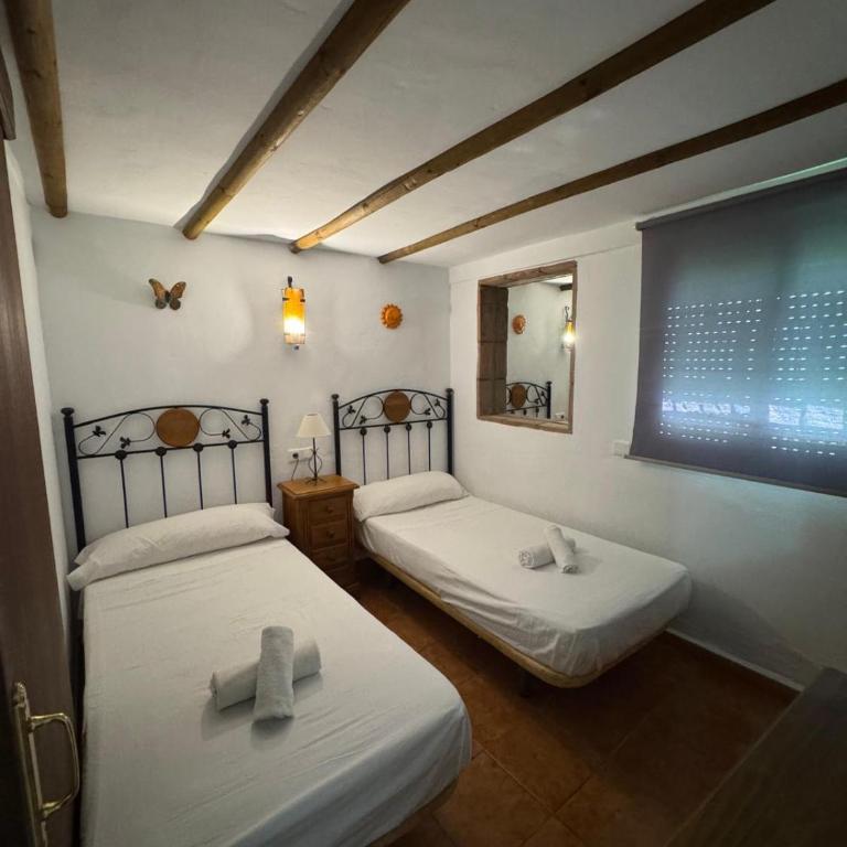 Villa Paloma , Private Villa with Pool near Frigiliana and Nerja - Casa Vacacional de 3 dormitorios - 9