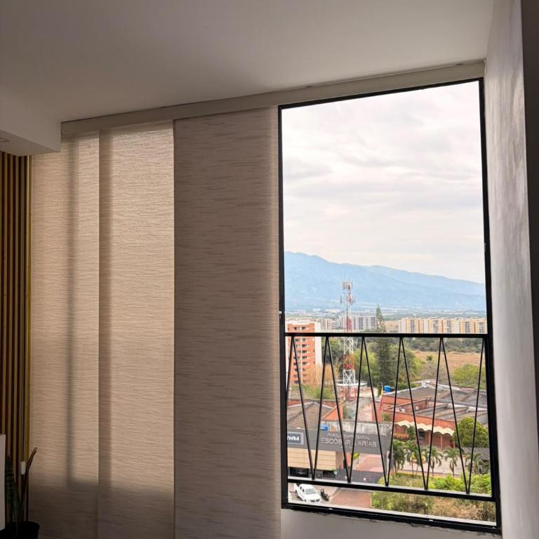 Apto Premium Ibagué lujoso, moderno y bien ubicado - Three-Bedroom Apartment - 28