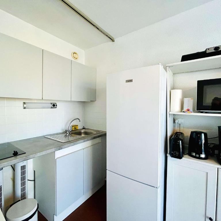 Appartement lumineux, climatisation, vue sur l'étang - 2 pers. - Appartement 1 Chambre - 4