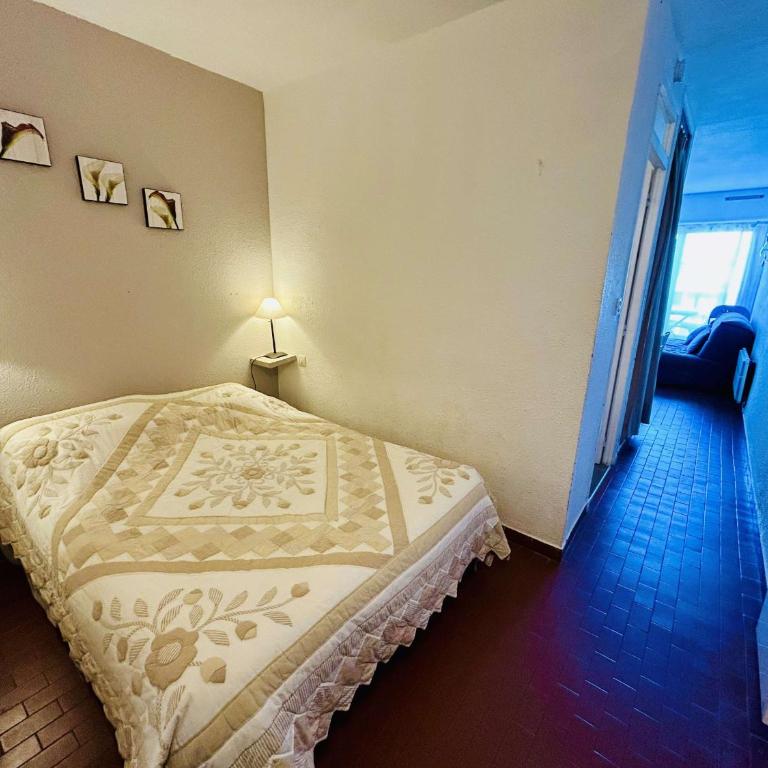 Appartement lumineux, climatisation, vue sur l'étang - 2 pers. - Appartement 1 Chambre - 7