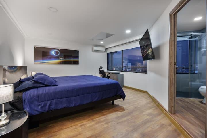 Ático de lujo con jacuzzi y vistas en el Poblado - Apartamento - 22