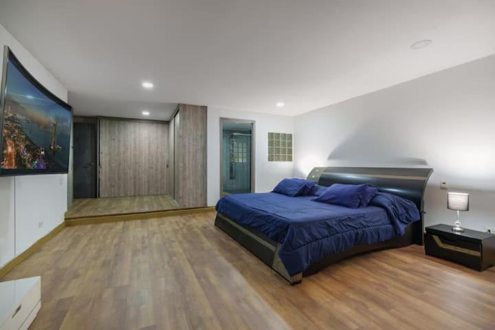 Ático de lujo con jacuzzi y vistas en el Poblado - Apartamento - 23