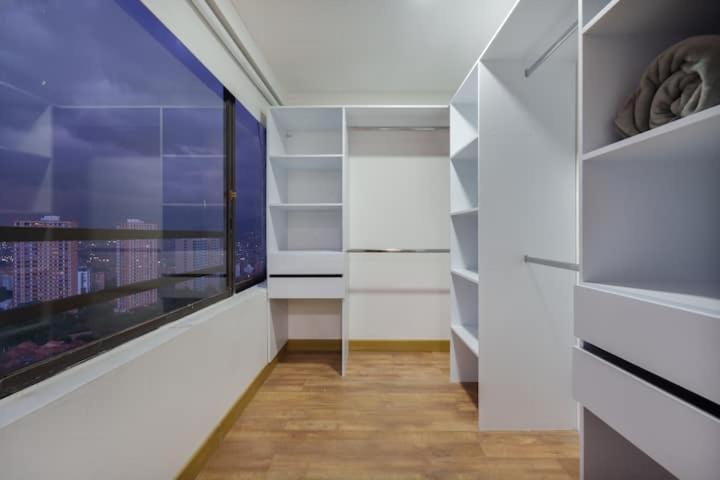 Ático de lujo con jacuzzi y vistas en el Poblado - Apartamento - 30