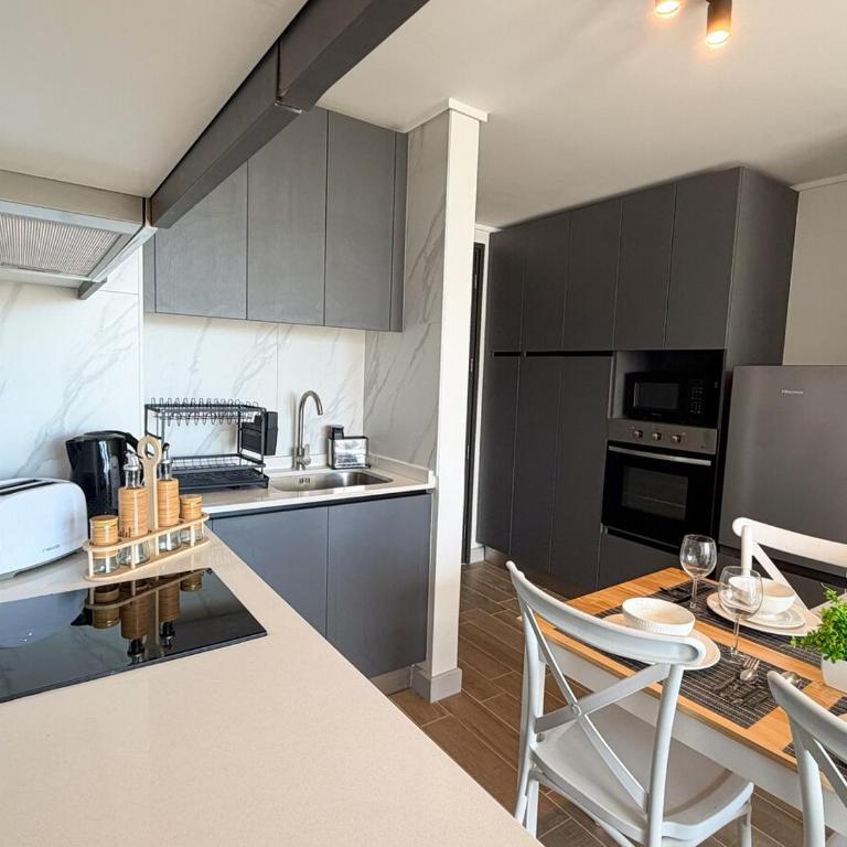 Estación Central - Seguridad 24hs - Gym - Lavandería - Vistas Panorámicas - Two-Bedroom Apartment - 8