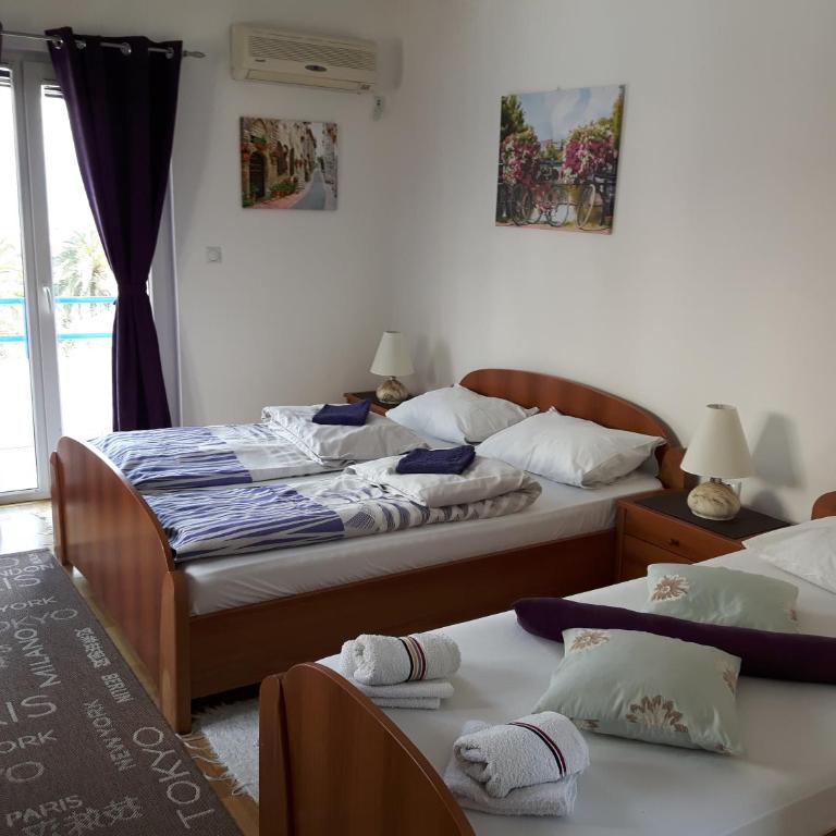 Studios Adriatic - Studio with Balcony and Sea View - 6