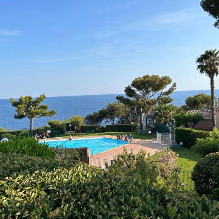 Apartment with Terrace, Sea View, swimming-pool & Sunset - Appartement 2 Chambres - 36