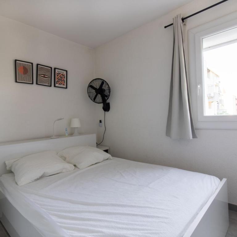CAP D'AGDE Port T2 Parking 4 à 6 Pers - Apartamento de 1 dormitorio - 12