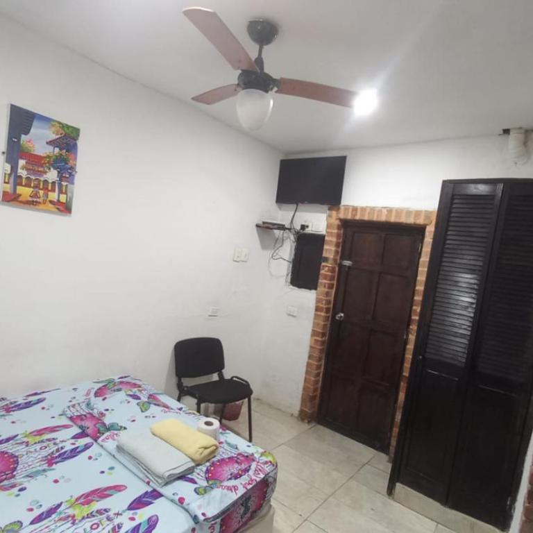 Balconcito - Habitación Doble con baño privado - 10