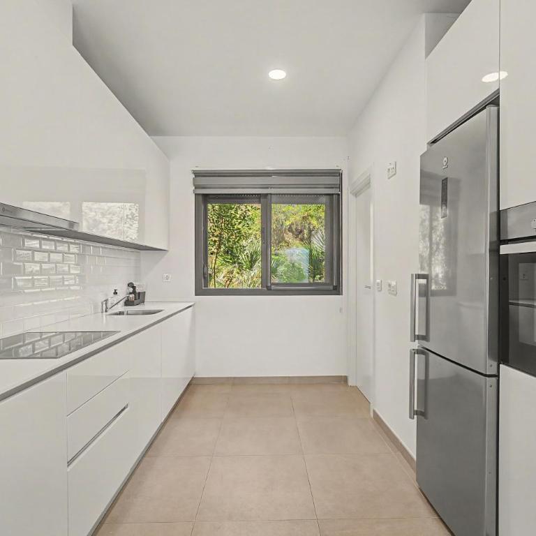 Chulera Beach townhouse sea views - Casa de 3 dormitorios - 9