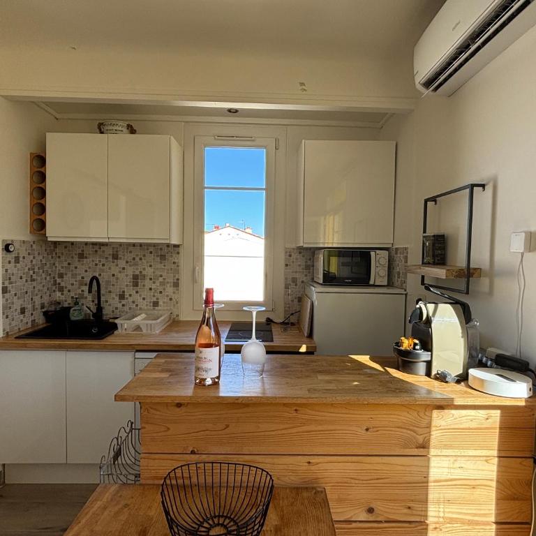 Heures Calmes By Bellavista - Vue Mer - 50m de la plage - Climatisé - balcon - One-Bedroom Apartment - 3