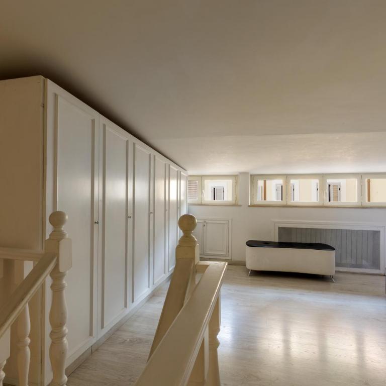 Black And White Suite - Apartment mit 1 Schlafzimmer - 2 Ebenen - 20