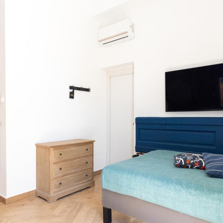 Tredici Boutique Rooms - Camera Familiare con Balcone - 4