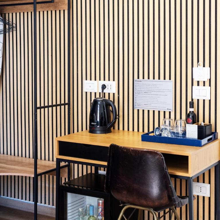 Tredici Boutique Rooms - Camera Familiare con Balcone - 12