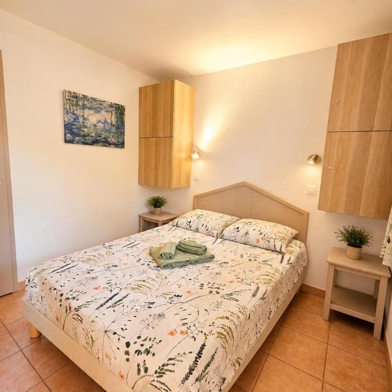 Balcon sur la piscine, mer à 200 m - Apartment mit 2 Schlafzimmern - 5