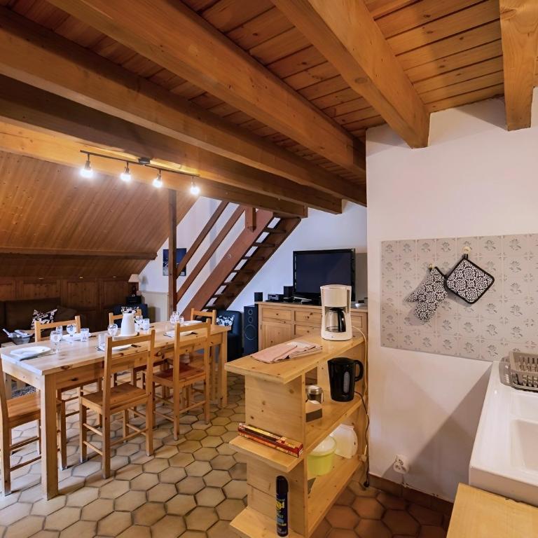 Casa-Le Gerland : joli duplex dans chalet St-Véran - Appartement - 25