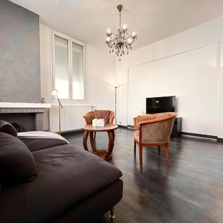 La Villa du jeans jaures - clim - patio - Appartement 4 Chambres - 32