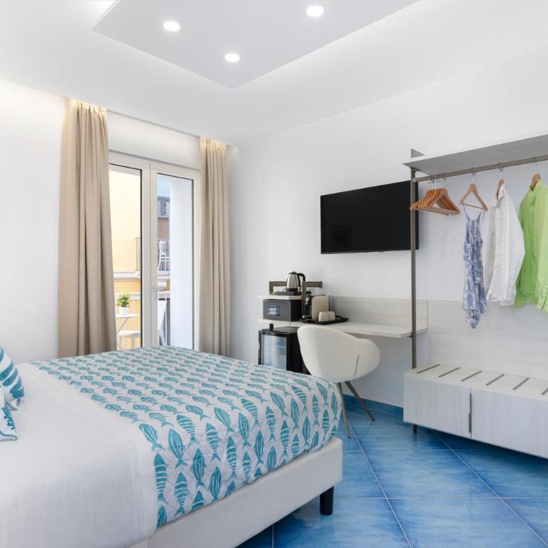 Cornelia Rooms Sorrento - Main Square - Camera King con Balcone - 6