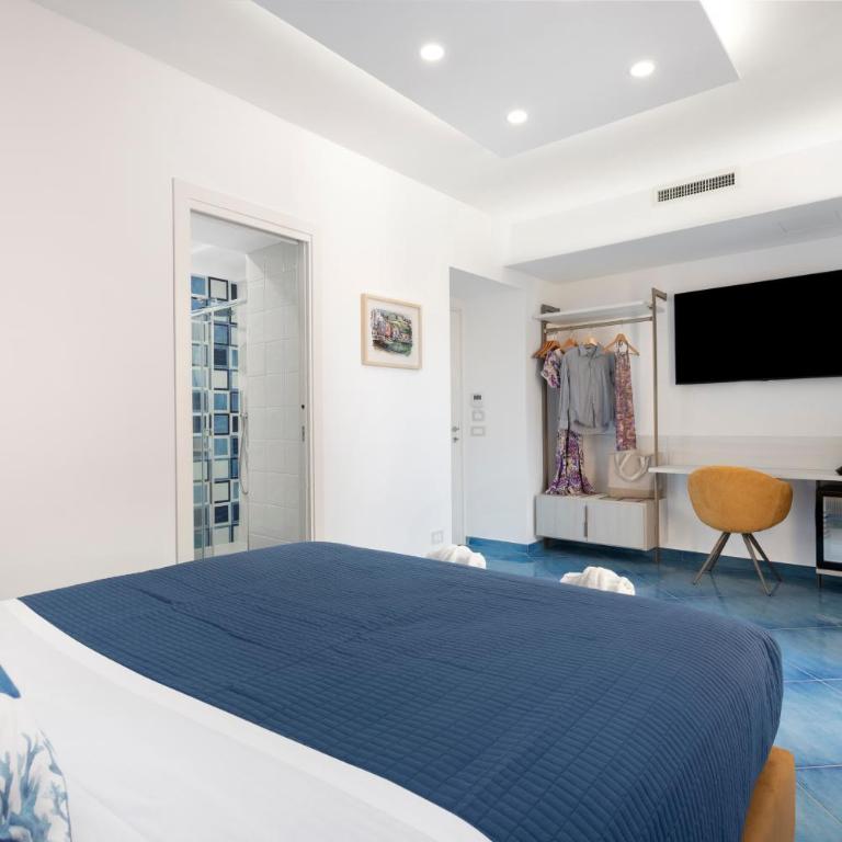 Cornelia Rooms Sorrento - Main Square - Camera Matrimoniale con Terrazza - 4